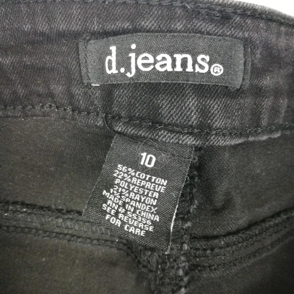 D. Jeans Womens Cropped Black Denim Split Hem High Rise Stretch 10